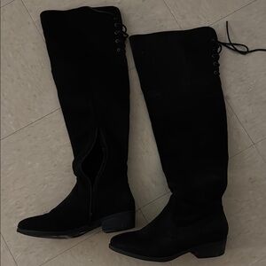 Women's Black Knee-High Boots